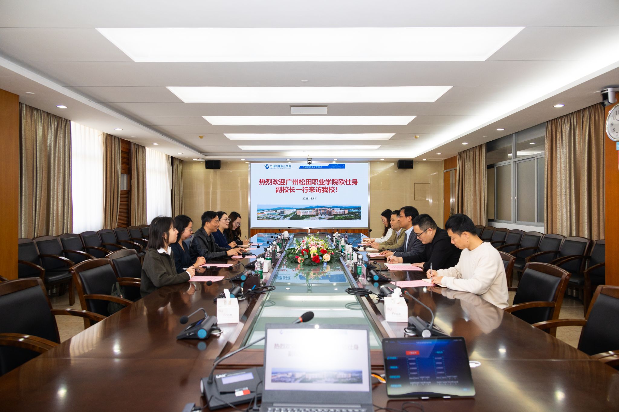 4E05B 4E05B